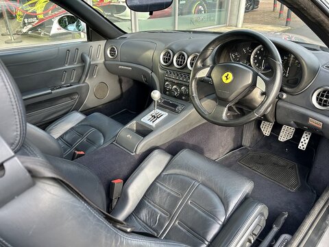 Coupe 5.8 Manual Petrol