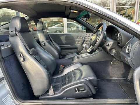 Coupe 5.8 Manual Petrol