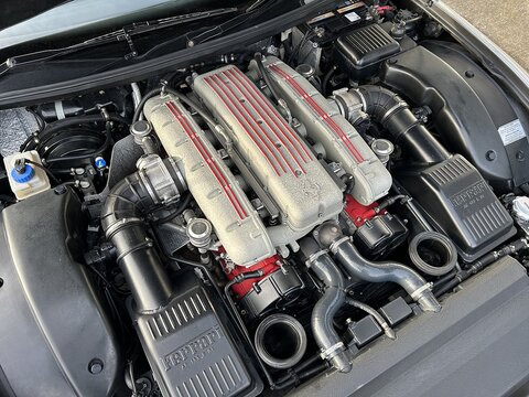 Coupe 5.8 Manual Petrol