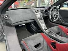 McLaren 675Lt V8 Ssg 