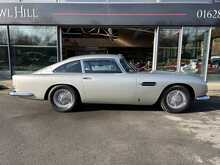 Aston Martin DB5  