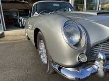 Aston Martin DB5  