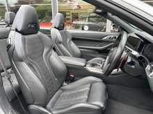 BMW M4 BiTurbo Competition 