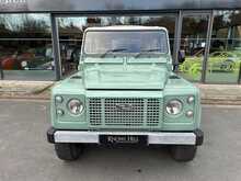 Land Rover 90  