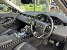 Land Rover Range Rover Evoque P250 MHEV R-Dynamic SE 