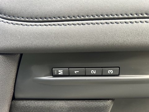 2.0 P250 MHEV R-Dynamic SE SUV 5dr Petrol Auto 4WD Euro 6 (s/s) (249 ps)