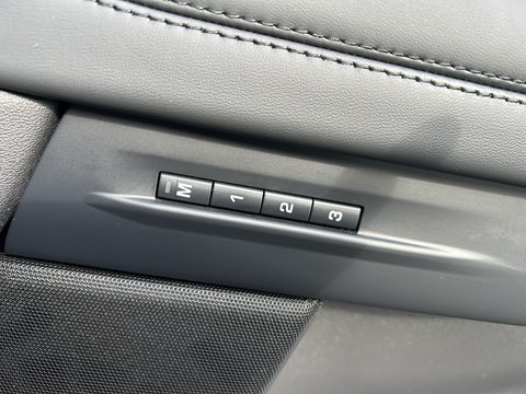 2.0 P250 MHEV R-Dynamic HSE SUV 5dr Petrol Auto 4WD Euro 6 (s/s) (249 ps)