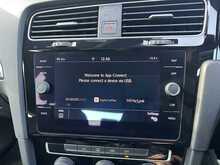 Volkswagen Golf TDI BlueMotion Tech R-Line 