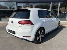 Volkswagen Golf TDI BlueMotion Tech R-Line 