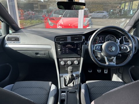 2.0 TDI BlueMotion Tech R-Line Hatchback 5dr Diesel Manual Euro 6 (s/s) (150 ps)