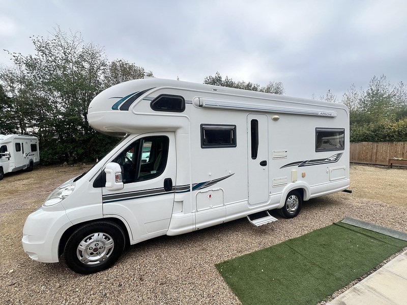 Autotrail 6 Berth 4 Betls Rear large U shaped lounge
