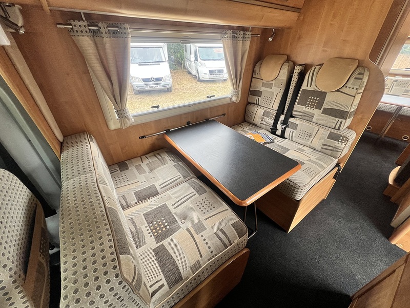 Autotrail 6 Berth 4 Betls Rear large U shaped lounge