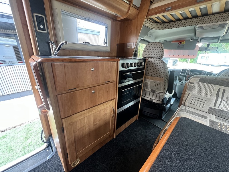 Autotrail 6 Berth 4 Betls Rear large U shaped lounge