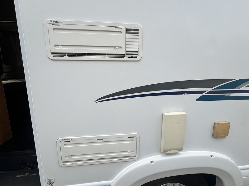 Autotrail 6 Berth 4 Betls Rear large U shaped lounge