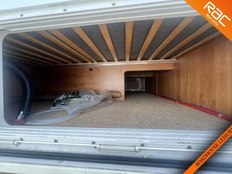 Autotrail 6 Berth 4 Betls Rear large U shaped lounge