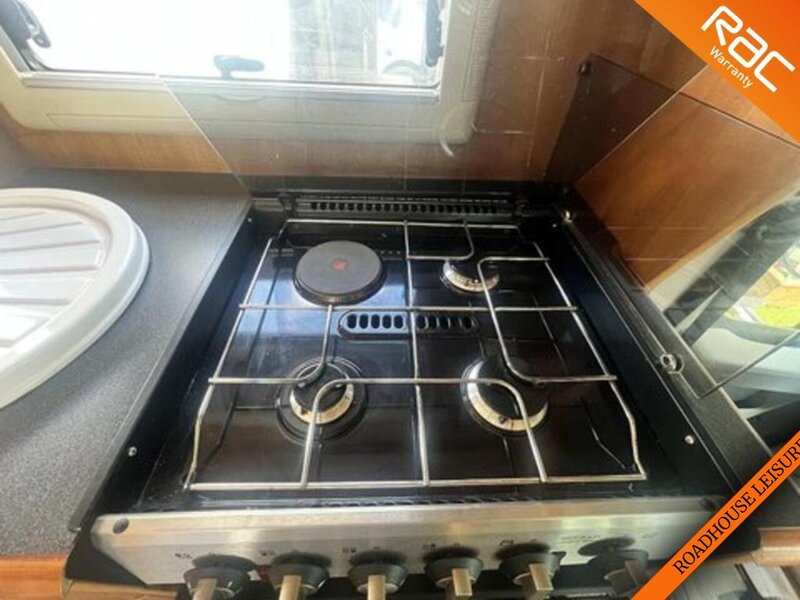 Autotrail 6 Berth 4 Betls Rear large U shaped lounge