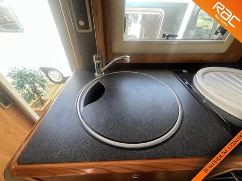 Autotrail 6 Berth 4 Betls Rear large U shaped lounge