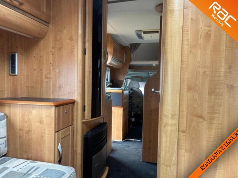 Autotrail 6 Berth 4 Betls Rear large U shaped lounge