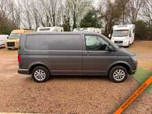 2017 VW Transporter Tdi T28 Bluemotion Tech Highline 2.0L Manual