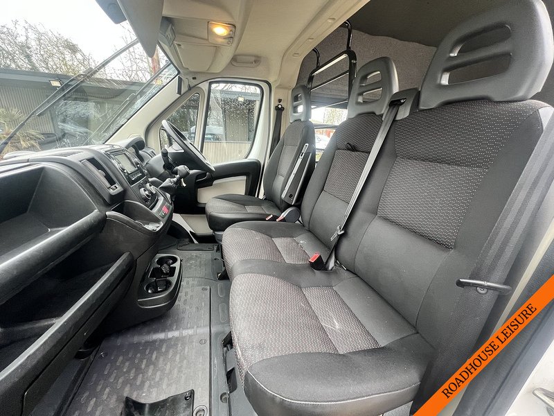 Citroen Minibus 9 seats 2.0 5dr Minibus Manual Diesel