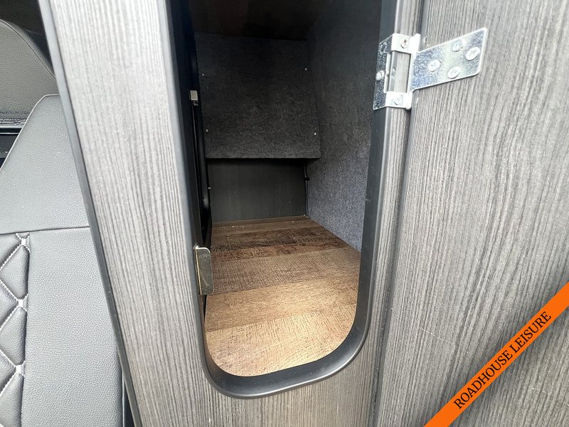 Ford Custom 2.2 TDCi 290 Panel Van 5dr Diesel Manual L1 H1 (186 g/km, 98 bhp)