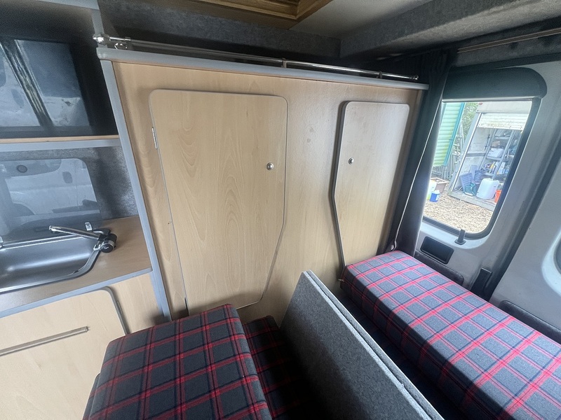 Citroen 2 Berth 2 belts Camperwith  Rock and roll bed