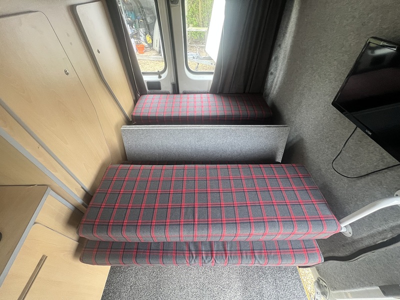 Citroen 2 Berth 2 belts Camperwith  Rock and roll bed
