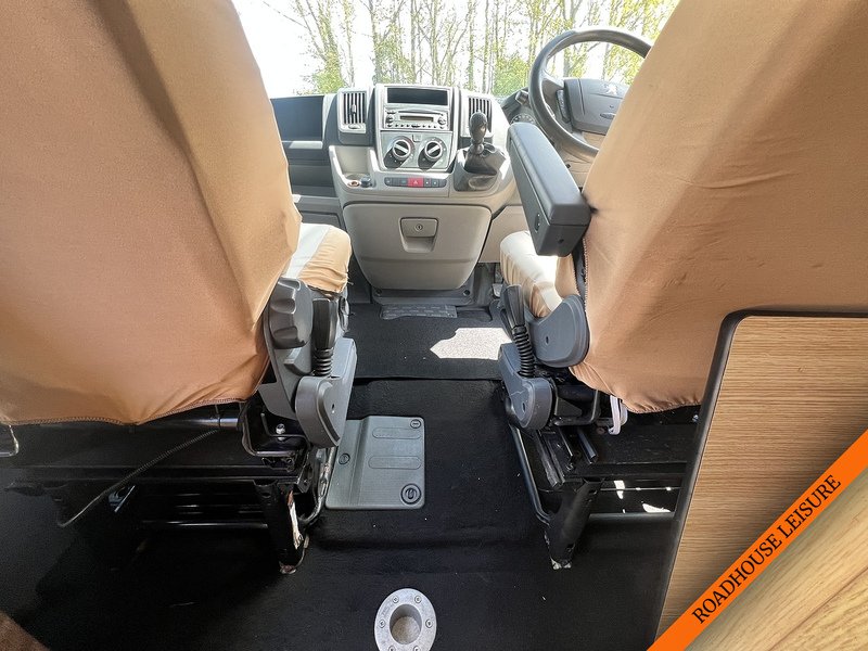 Peugeot 2 Berth Camper with 2 belts & shower room