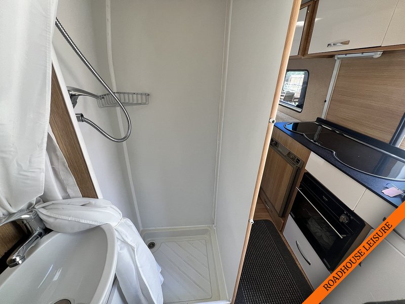 Peugeot 2 Berth Camper with 2 belts & shower room