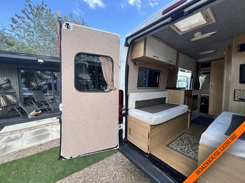Peugeot 2 Berth Camper with 2 belts & shower room