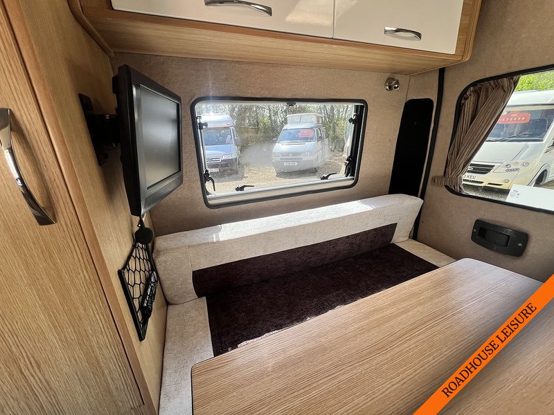 Peugeot 2 Berth Camper with 2 belts & shower room
