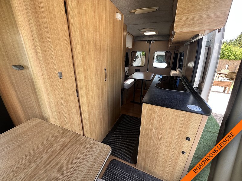Peugeot 2 Berth Camper with 2 belts & shower room