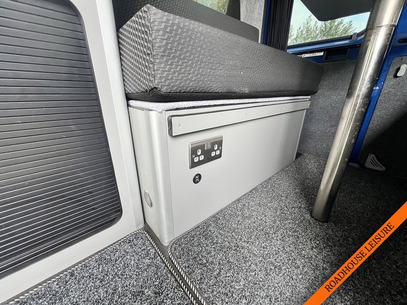 Citroen 2 Berth with 2 seatbelts LWB