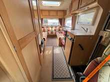 Compass Avantgarde 400 4 Berth 2 Seats, Large U shaped lounge,
