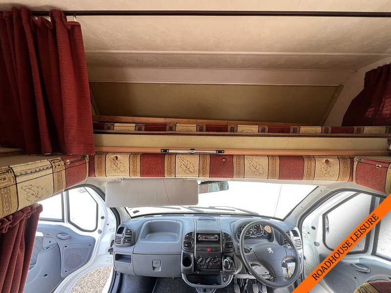 Compass 4 Berth Rear Ushaped  Lounge 2.0 3dr Chassis Cab Manual Diesel