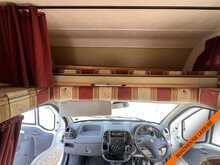 Compass Avantgarde 400 4 Berth 2 Seats, Large U shaped lounge,