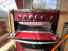 Compass Avantgarde 400 4 Berth 2 Seats, Large U shaped lounge,