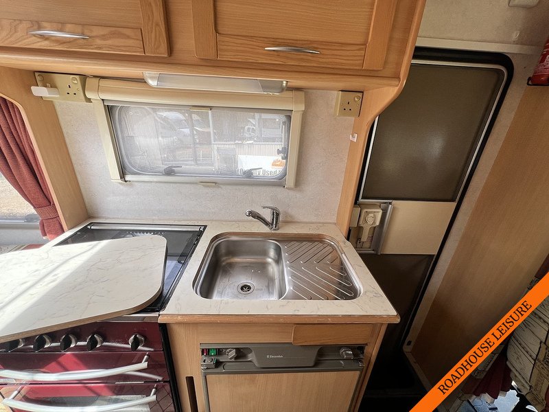 Compass 4 Berth Rear Ushaped  Lounge 2.0 3dr Chassis Cab Manual Diesel
