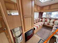 Compass Avantgarde 400 4 Berth 2 Seats, Large U shaped lounge,