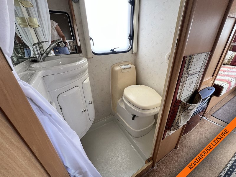 Compass 4 Berth Rear Ushaped  Lounge 2.0 3dr Chassis Cab Manual Diesel