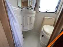 Compass Avantgarde 400 4 Berth 2 Seats, Large U shaped lounge,