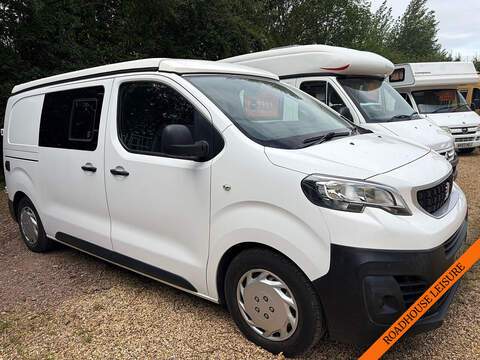 2 Berth Camper, with 2 seatbelts and a pop top