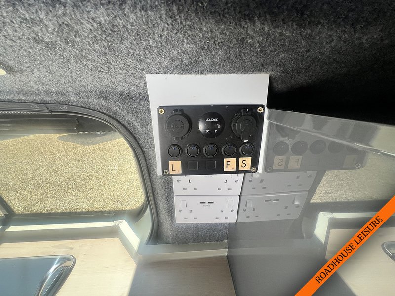 Peugeot 2 Berth Camper, with 2 seatbelts and a pop top