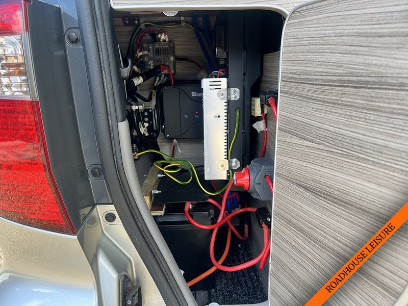 Toyota Alphard V6 Auto Microcamper 2 Berth  MPV 3.0L  Petrol