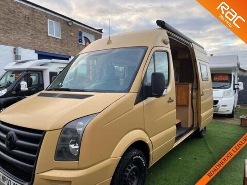 Volkswagen 2 Berth with 2 Belts, rear shower room