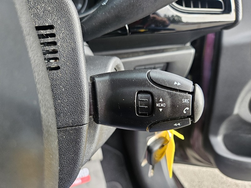 Citroen 1.2 PureTech DStyle Plus Hatchback 3dr Petrol Manual Euro 6 (s/s) (110 ps)