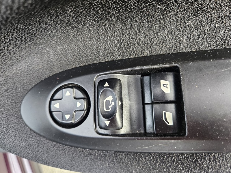 Citroen 1.2 PureTech DStyle Plus Hatchback 3dr Petrol Manual Euro 6 (s/s) (110 ps)