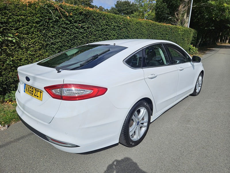 Ford 1.5T EcoBoost Zetec Edition Hatchback 5dr Petrol Manual Euro 6 (s/s) (165 ps)