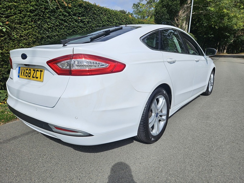 Ford 1.5T EcoBoost Zetec Edition Hatchback 5dr Petrol Manual Euro 6 (s/s) (165 ps)