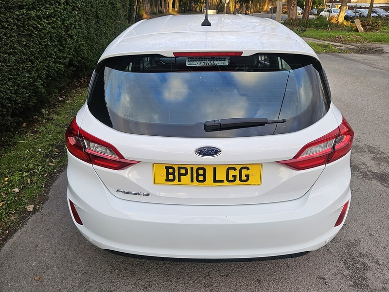 Ford 1.0T EcoBoost Zetec Hatchback 5dr Petrol Auto Euro 6 (s/s) (100 ps)